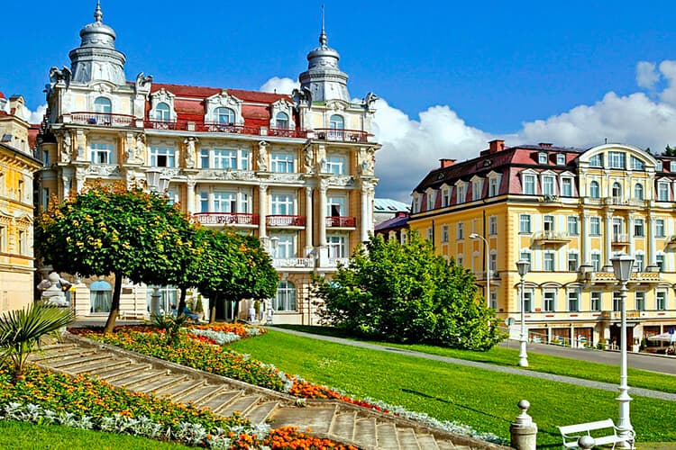 Марианские Лазни